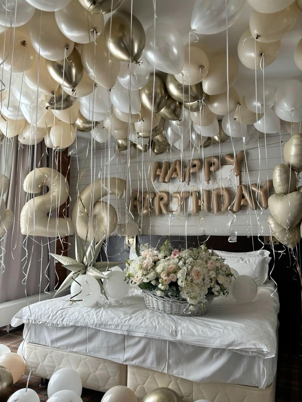 Balloons & flowers arrangment